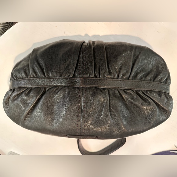 COLE HAAN! CLEARANCE SALE!!!! Cole Haan!!!  Black leather hobo bag large - Picture 11 of 13
